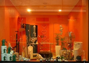 vetrina, cuori, ventilatore, arancione, ventilatori, caffettiere, luci, tazzine, oggettistica, tazze, rosso