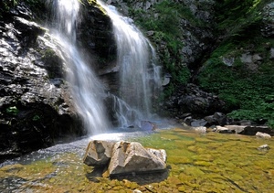 acqua, cascata, verde, roccia, massi, fiume, montagna