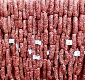 salsicce, carne, rosso, maiale, salami, cibo, insaccati, file, salumi, cartellini